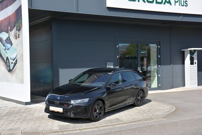 Škoda Octavia (2024) Combi 2.0 TSI 195 kW RS DSG 7 - fotka 25 z 27