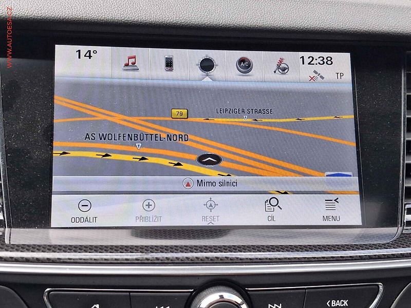 Opel Insignia (2017) 2.0 CDTi, OPC line, LED - fotka 17 z 18