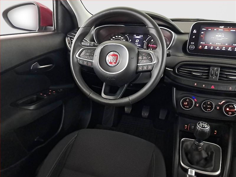 Fiat Tipo (2016) 1.4 T-Jet, Navi, Tempomat - fotka 7 z 16