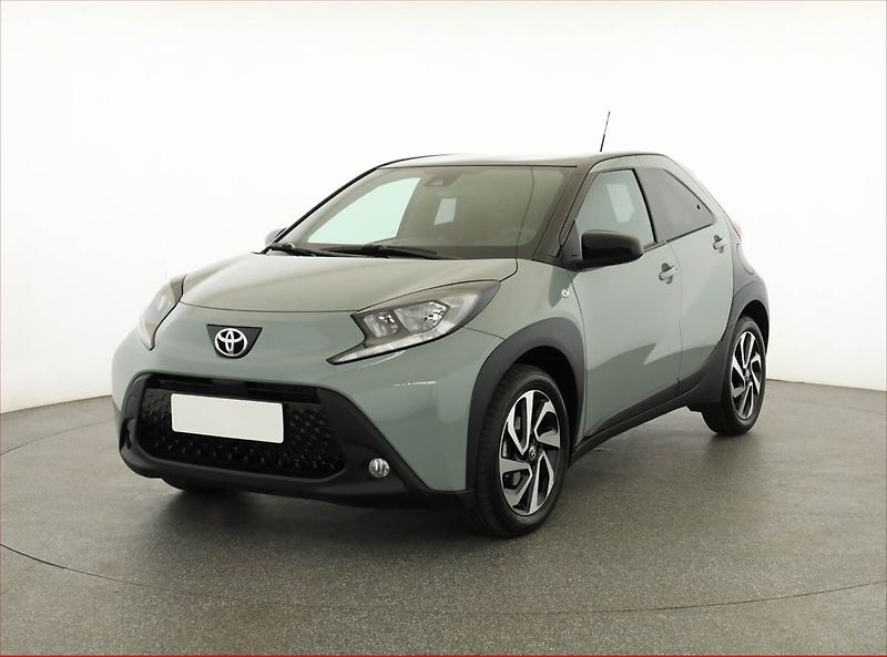 Toyota Aygo (2025) 1.0, Automat, ČR,1.maj - fotka 2 z 17