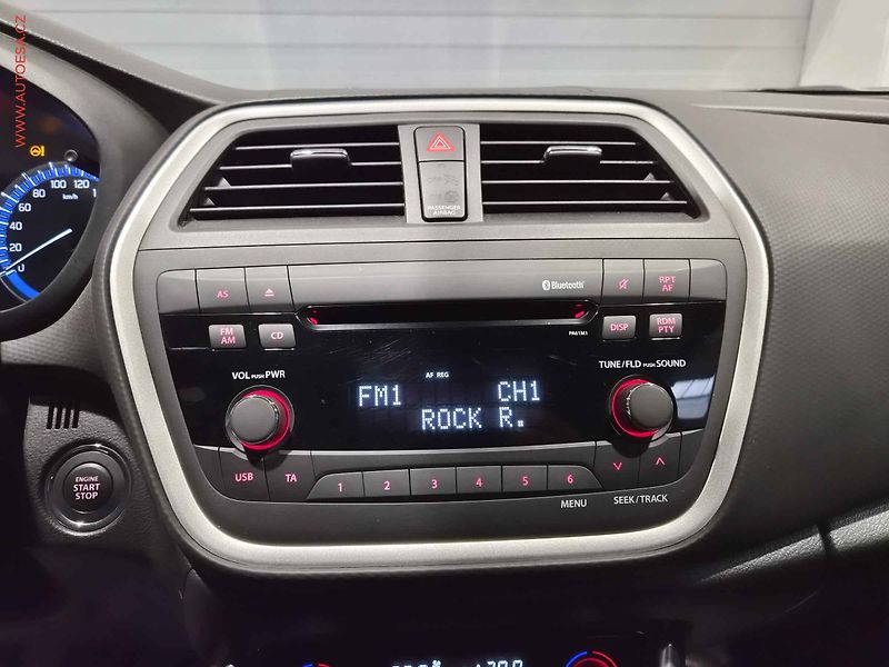 Suzuki SX4 (2015) 1.6VVT 4x4, 1.maj,ČR, AC - fotka 16 z 21