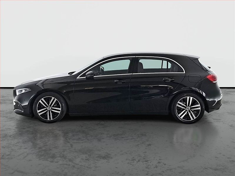Mercedes-Benz Třídy A (2021) A 180 d - fotka 3 z 22