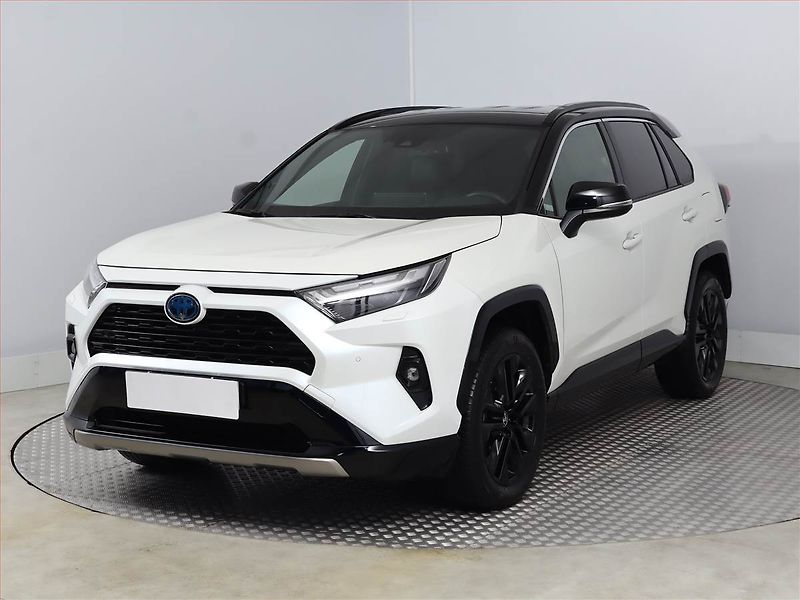 Toyota RAV4 (2022) 2.5 Hybrid - fotka 2 z 21