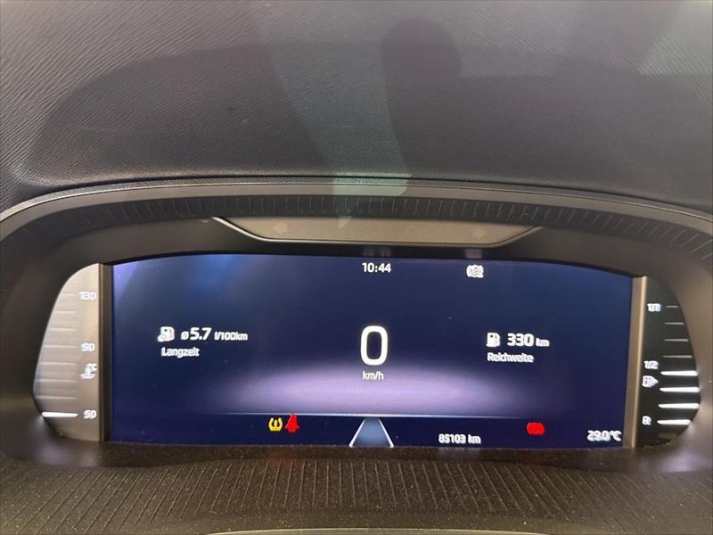 Škoda Octavia 2,0 TDI TAŽNÉ WEBASTO - fotka 6 z 9