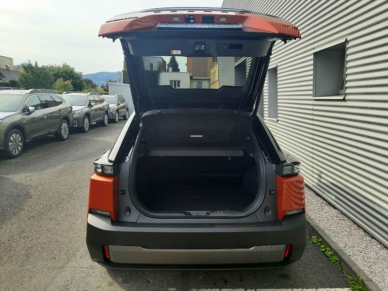 Subaru Uncharted (2026) Executive 77 kWh AWD 252 kW - fotka 33 z 55