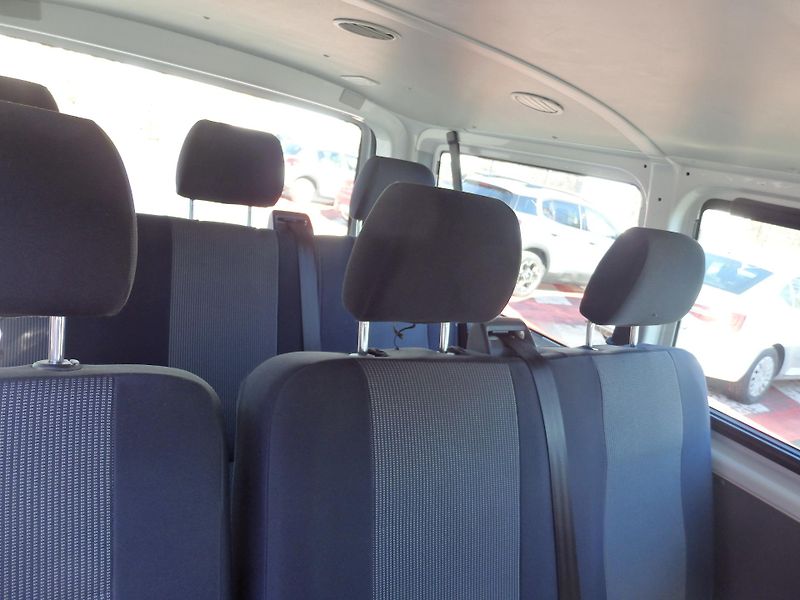 Volkswagen Transporter (2024) kombi DSG 9 míst - fotka 6 z 9