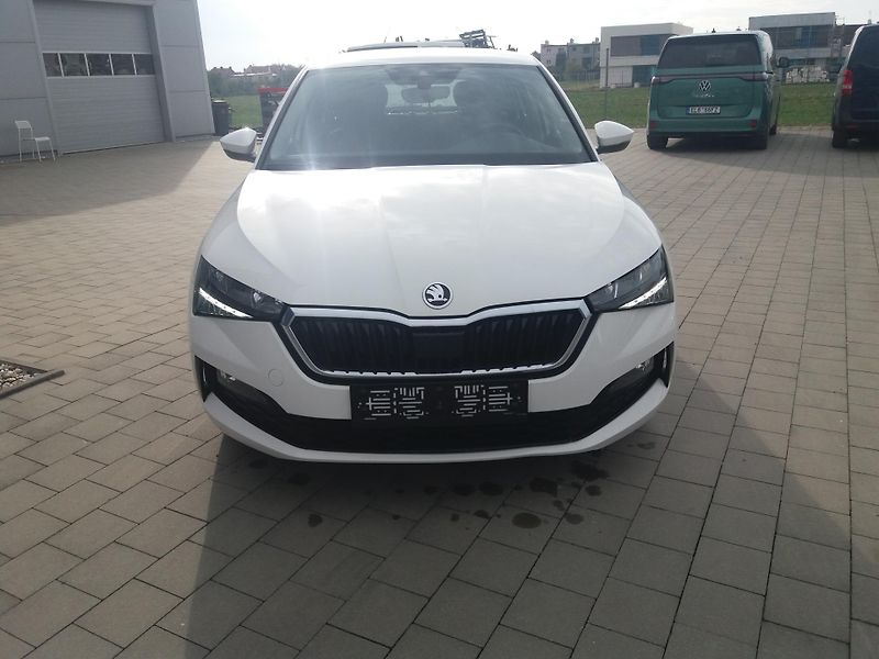 Škoda Scala 1.0TSi,70kW,LED,P.SENZOR,CEBIA - fotka 3 z 23