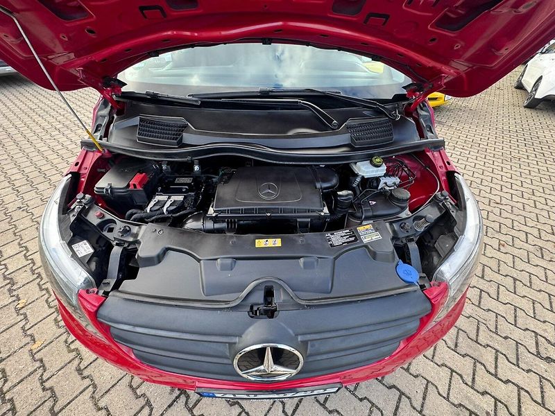 Mercedes-Benz Vito (2020) TOURER 8 MÍST 1,8D 75KW 110CDI - fotka 45 z 48