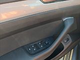 Volkswagen Passat 2,0 TDI 110 Business - náhled 10