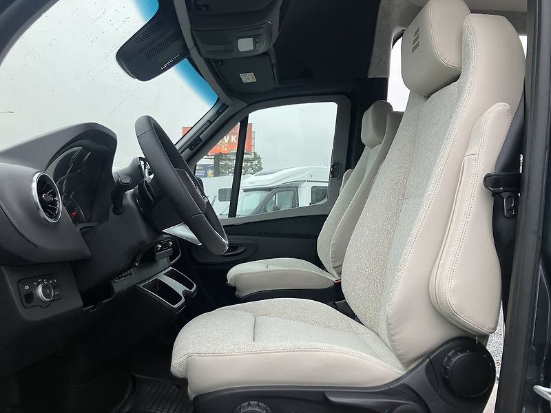 Hymer (2025) Grand Canyon S 4x4 střecha - fotka 7 z 19