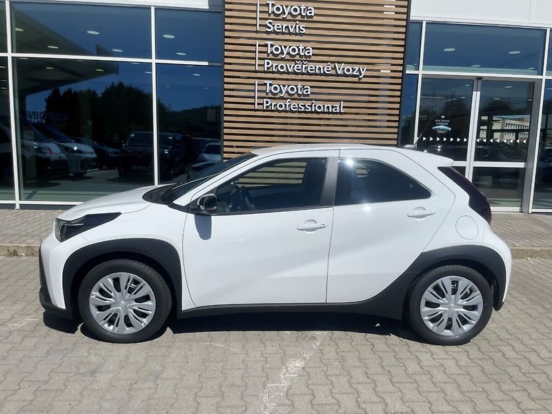 Toyota Aygo 1,5 Active - fotka 3 z 10