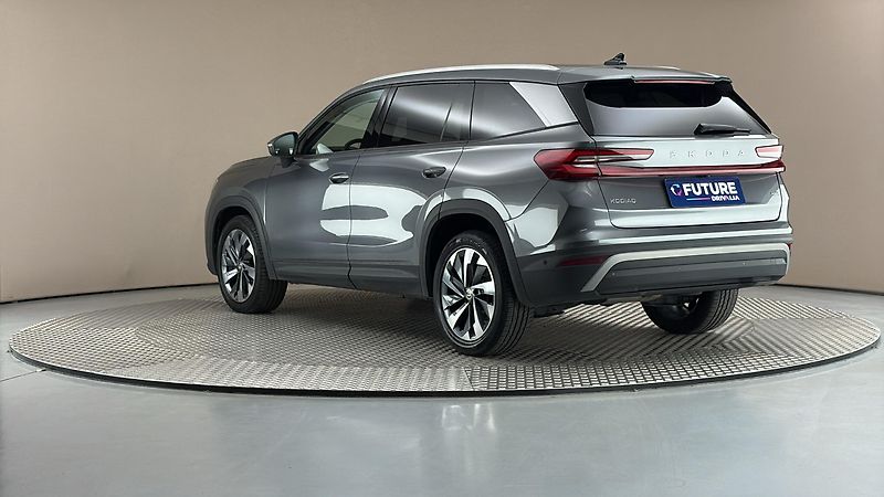 Škoda Kodiaq 2.0 TDI DSG 4x4 Exclusive Sele - fotka 2 z 35