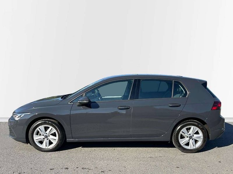 Volkswagen Golf (2023) 1.5 TSI Life - fotka 20 z 20