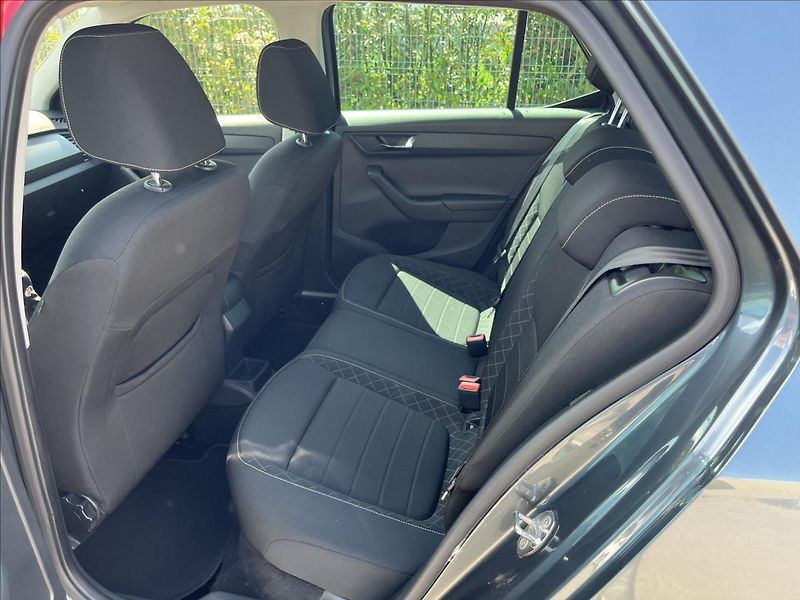 Škoda Fabia 1,2 TSi STYLE KLIMA ČR 1.M DPH - fotka 13 z 45