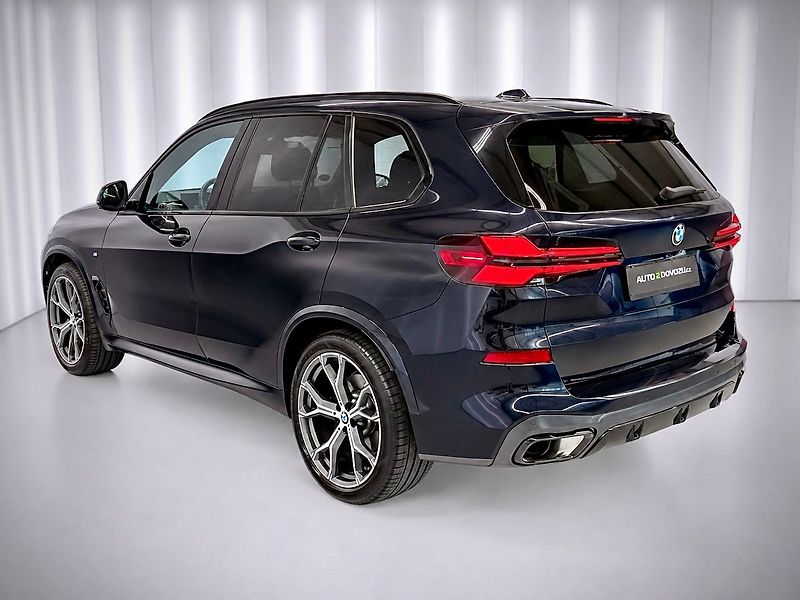 BMW X5 30d xDrive M-SPORT, VZDUCH, PA - fotka 4 z 38