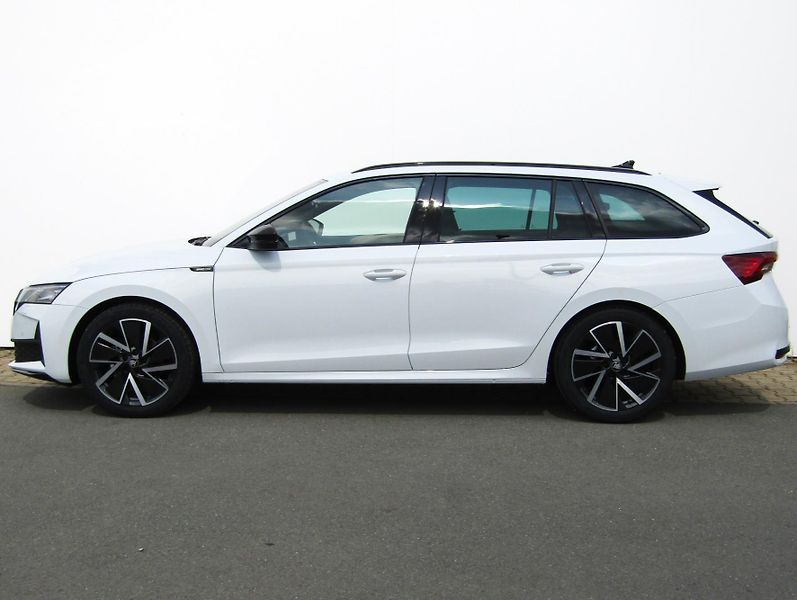 Škoda Octavia (2026) Combi Sportline 2.0 TDI 110 kW - fotka 3 z 30