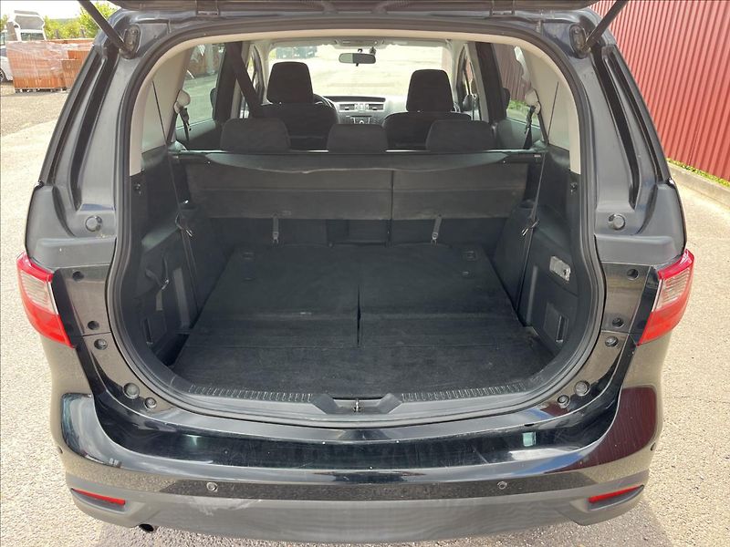 Mazda 5 1,8 i 7.MÍST KLIMA SERVIS - fotka 33 z 41