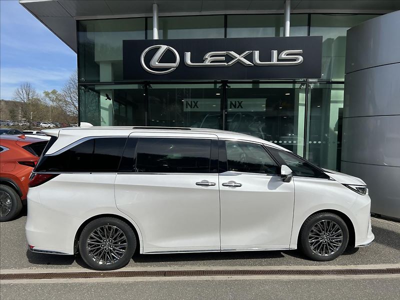 Lexus LM 350h  2,5 350h 4×4 LUXURY - fotka 7 z 14