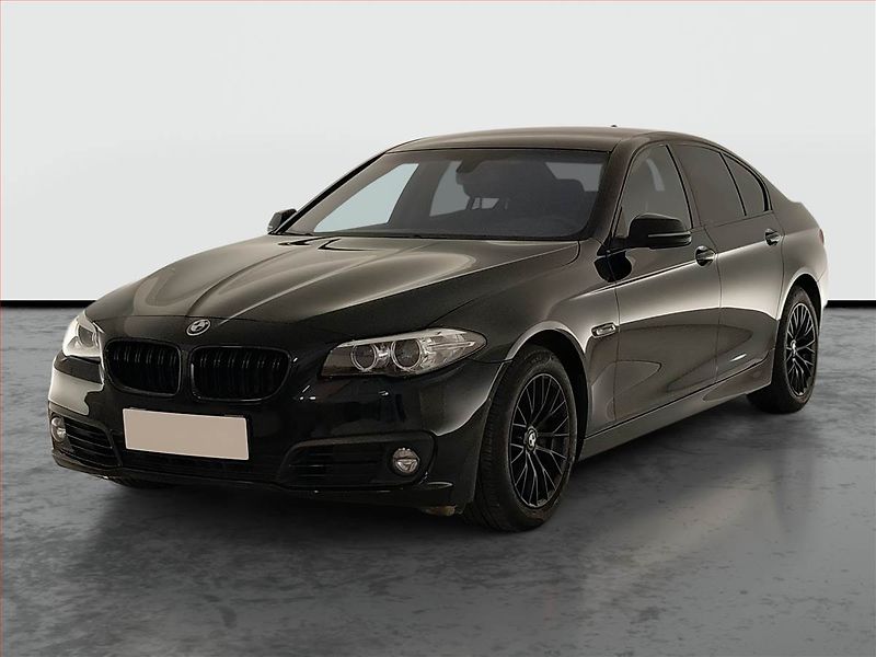 BMW Řada 5 (2015) 525d xDrive, 4X4, Automat - fotka 2 z 25