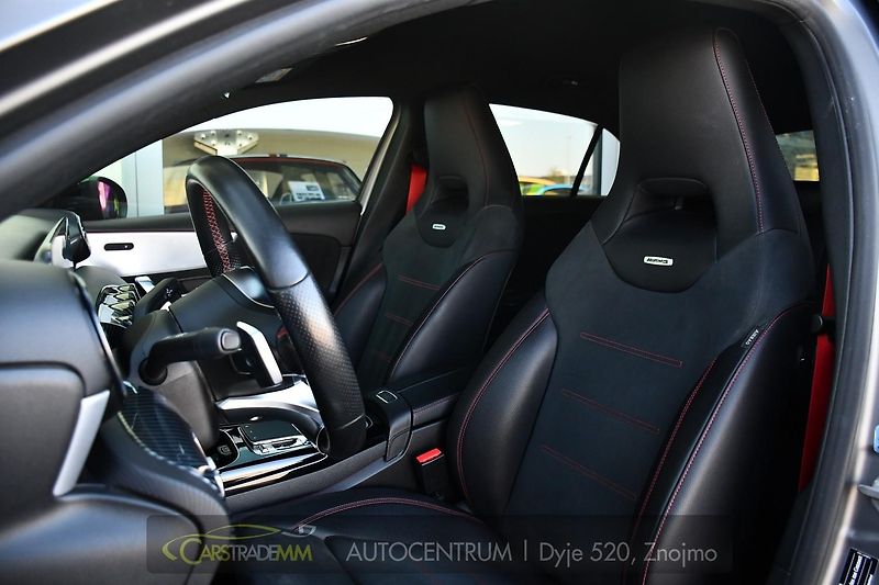 Mercedes-Benz Třídy A A 35 AMG 4MATIC AERO - fotka 11 z 55