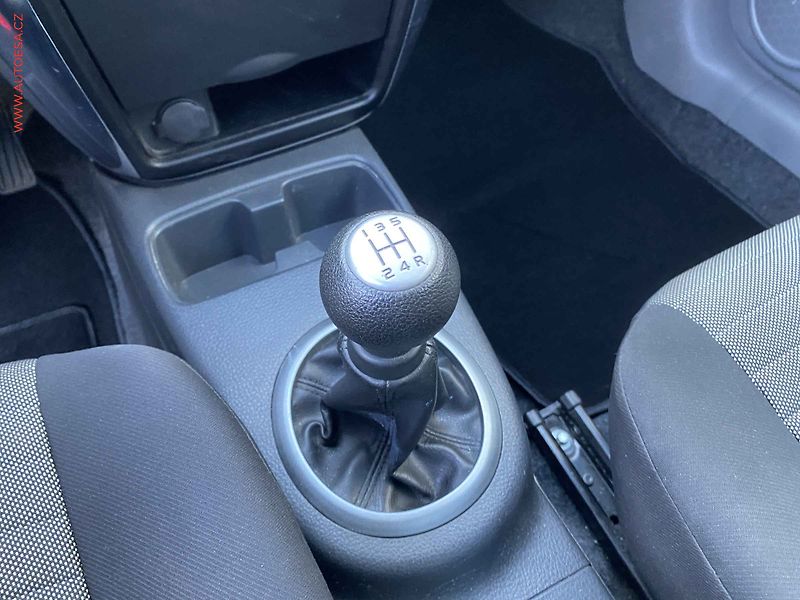 Suzuki SX4 (2014) 1.6i 4x4, ČR, Klima - fotka 16 z 16