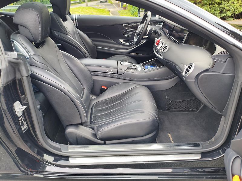 Mercedes-Benz Třídy S (2016) 400 4-Matic kupé - fotka 12 z 33