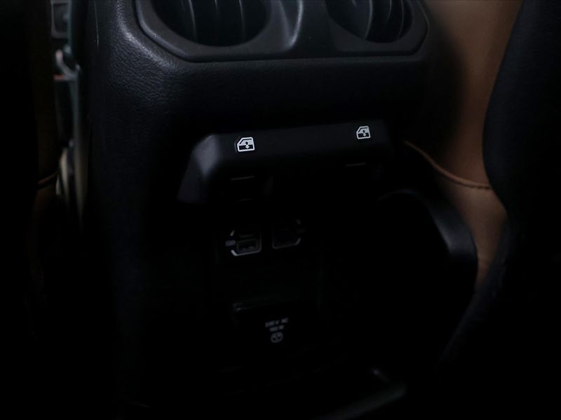 Jeep Wrangler Rubicon 2,0 4xe Unlimited CZ D - fotka 15 z 35
