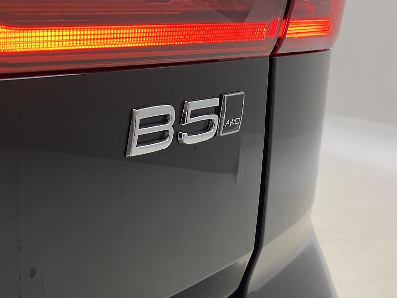 Volvo XC60 (2026) B5 AWD AUT BRIGHT PLUS  - fotka 20 z 61