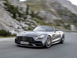 Mercedes-AMG GT C Roadster.