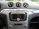 Ford S-MAX (2009) 2,0TDci-103KW-AUTOMAT - náhled 12