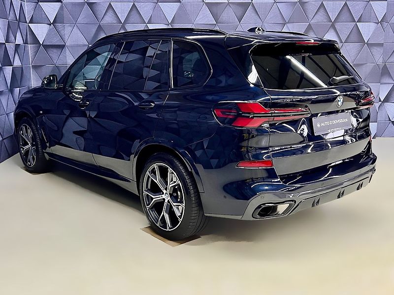 BMW X5 30d xDrive M-SPORT, VZDUCH, PA - fotka 5 z 37