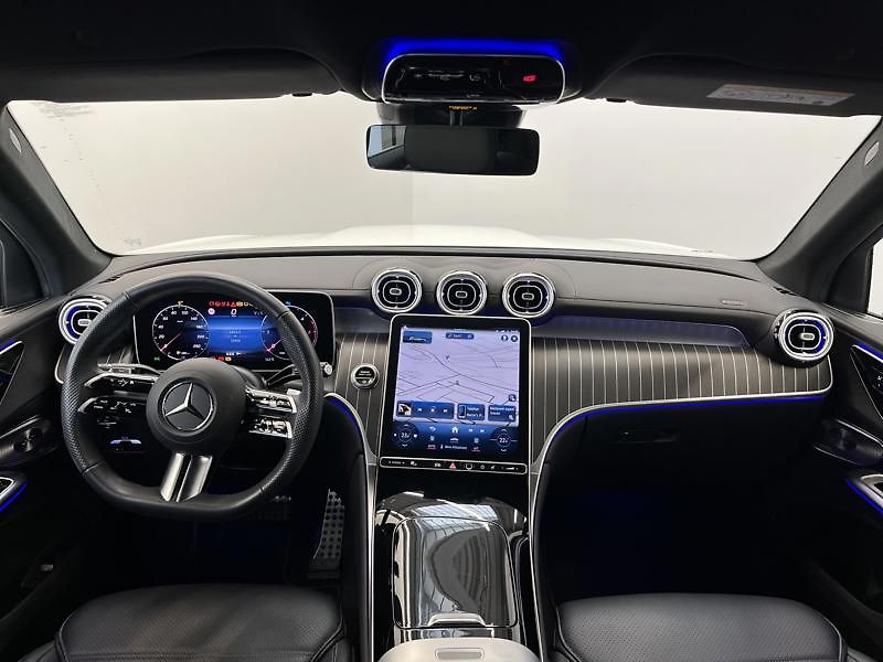 Mercedes-Benz GLC SUV 220d 4MATIC AMG Line Night - fotka 14 z 22