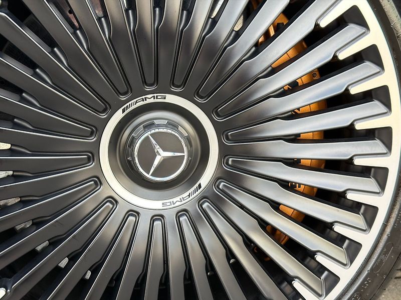Mercedes-Benz EQS 53 4MATIC+ Electric Art Editio - fotka 27 z 48