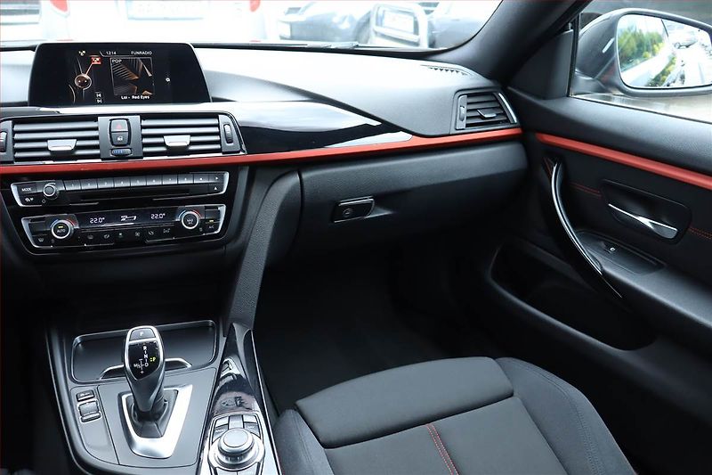 BMW Řada 4 (2015) Sport Line 420d, Automat, Navi - fotka 8 z 25