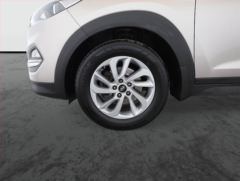 Hyundai Tucson (2017) 1.6 T-GDI, Serv.kniha, Navi - fotka 18 z 18