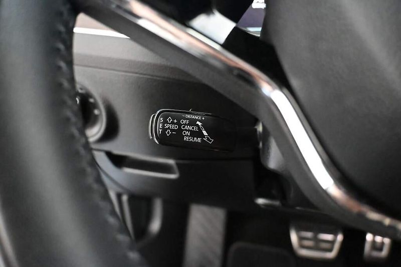 Škoda Superb (2023) 2.0 DSG 4x4 SCOUT Matrix LED T - fotka 15 z 40