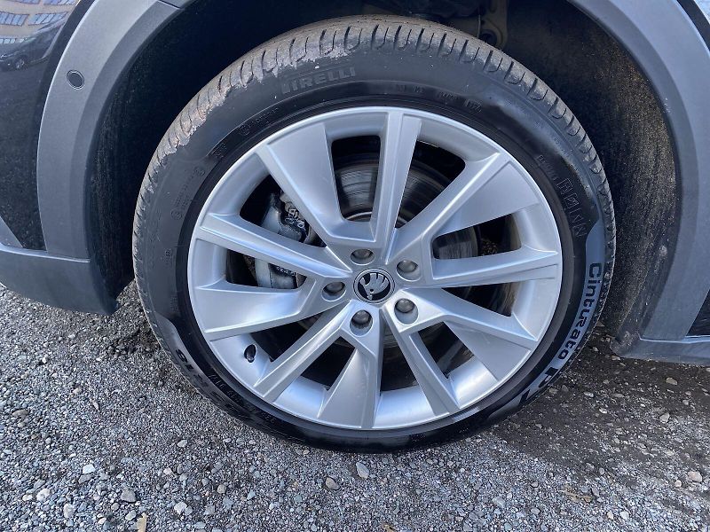 Škoda Octavia (2021) Combi 2.0 TDI 4x4 DSG Scout - fotka 29 z 34