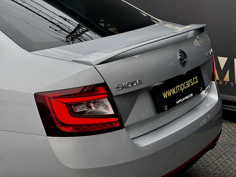 Škoda Octavia (2019) 2.0TSi 245 RS, DSG, PANO   - fotka 41 z 50
