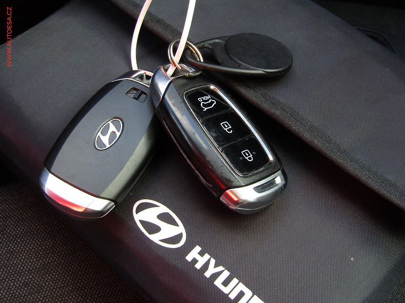 Hyundai i30 (2020) 1.5T-GDi, ČR, navi, LED - fotka 22 z 23