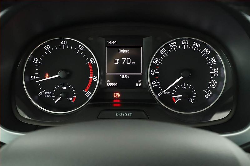 Škoda Fabia (2015) 1.2 TSI - fotka 9 z 12