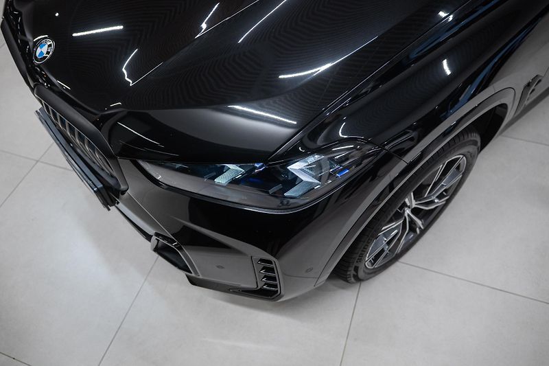 BMW X5 (2025) 30xd M-SPORT NEZAVISLÉ TAŽNÉ - fotka 3 z 52