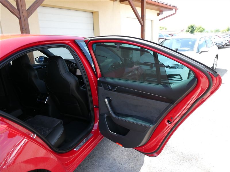 Škoda Superb 2,0 TSi SPORTLINE,1maj.,webast - fotka 26 z 50