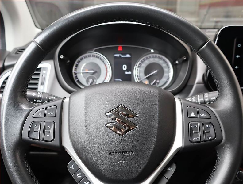 Suzuki SX4 S-Cross (2023) Premium 1.4 BoosterJet - fotka 15 z 18