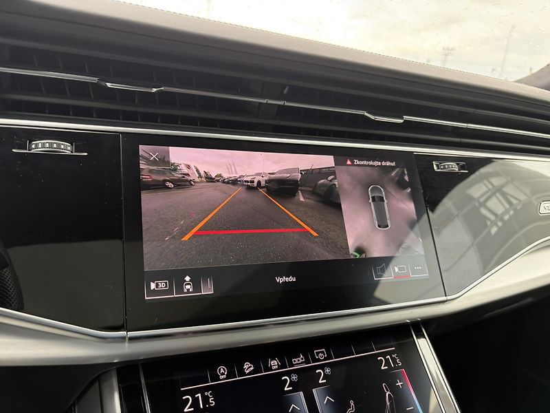 Audi Q8 4MN0L218 3.0TDi 210kW S-Line - fotka 20 z 21