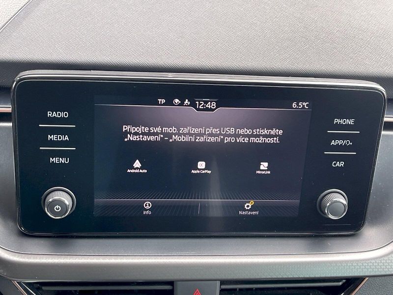 Škoda Kamiq (2022) 1.0 TSI 81 kW DSG Style Plus - fotka 16 z 33