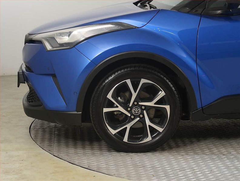 Toyota C-HR (2017) 1.2 Turbo, Serv.kniha - fotka 15 z 24
