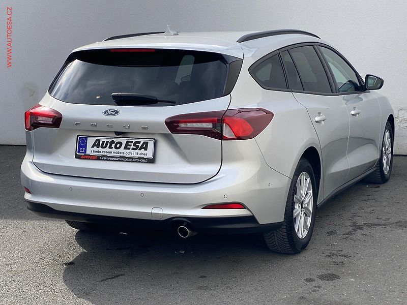 Ford Focus (2022) 1.5 TDCi, Trend Plus, LED - fotka 4 z 17