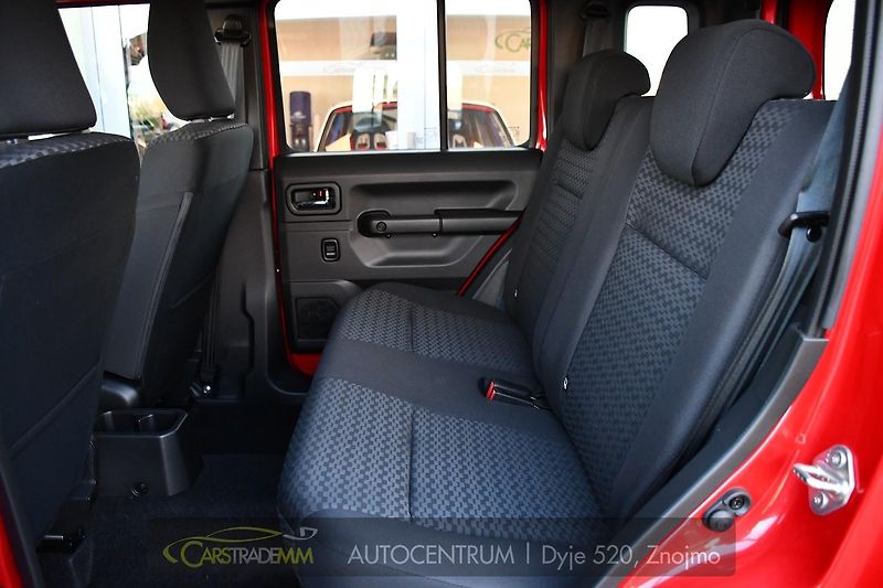 Suzuki Jimny 1,5 GLX AUTOMAT, 4X4 LONG - fotka 13 z 48