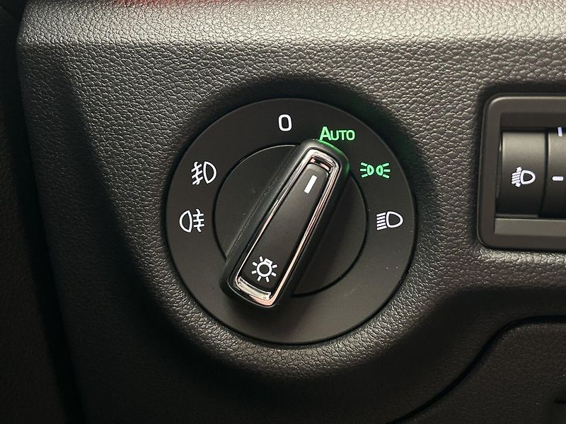Škoda Kamiq 1.5 TS Top selection - fotka 15 z 28