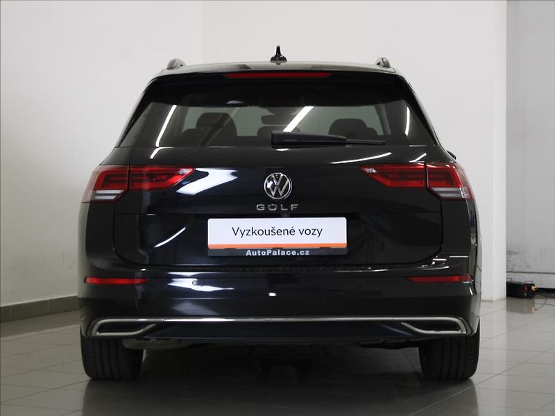 Volkswagen Golf 1,5 TSi 110kW Style Var.64tkm. - fotka 4 z 24